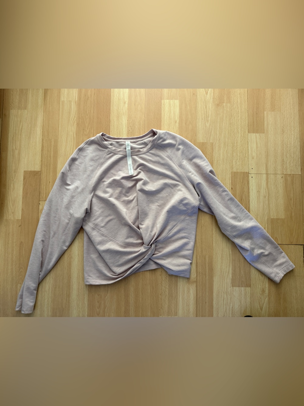 Lululemon Crescent Twist Long sleeved shirt, size 8 - Light Pink Mauve
